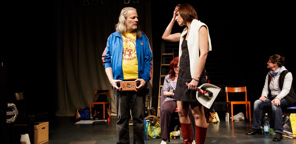 Theater WeGe: „hausen“ – Episode 8 am 24.3.2015 um 20:00 Uhr