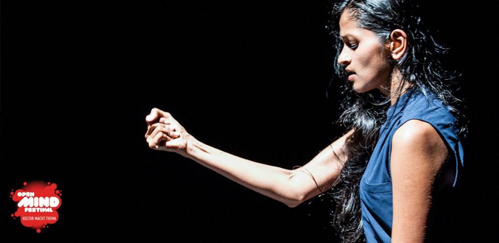 Nayana Bhat „A Duet. Ein Solo.“ am 18.11.2015 um 20:00 Uhr