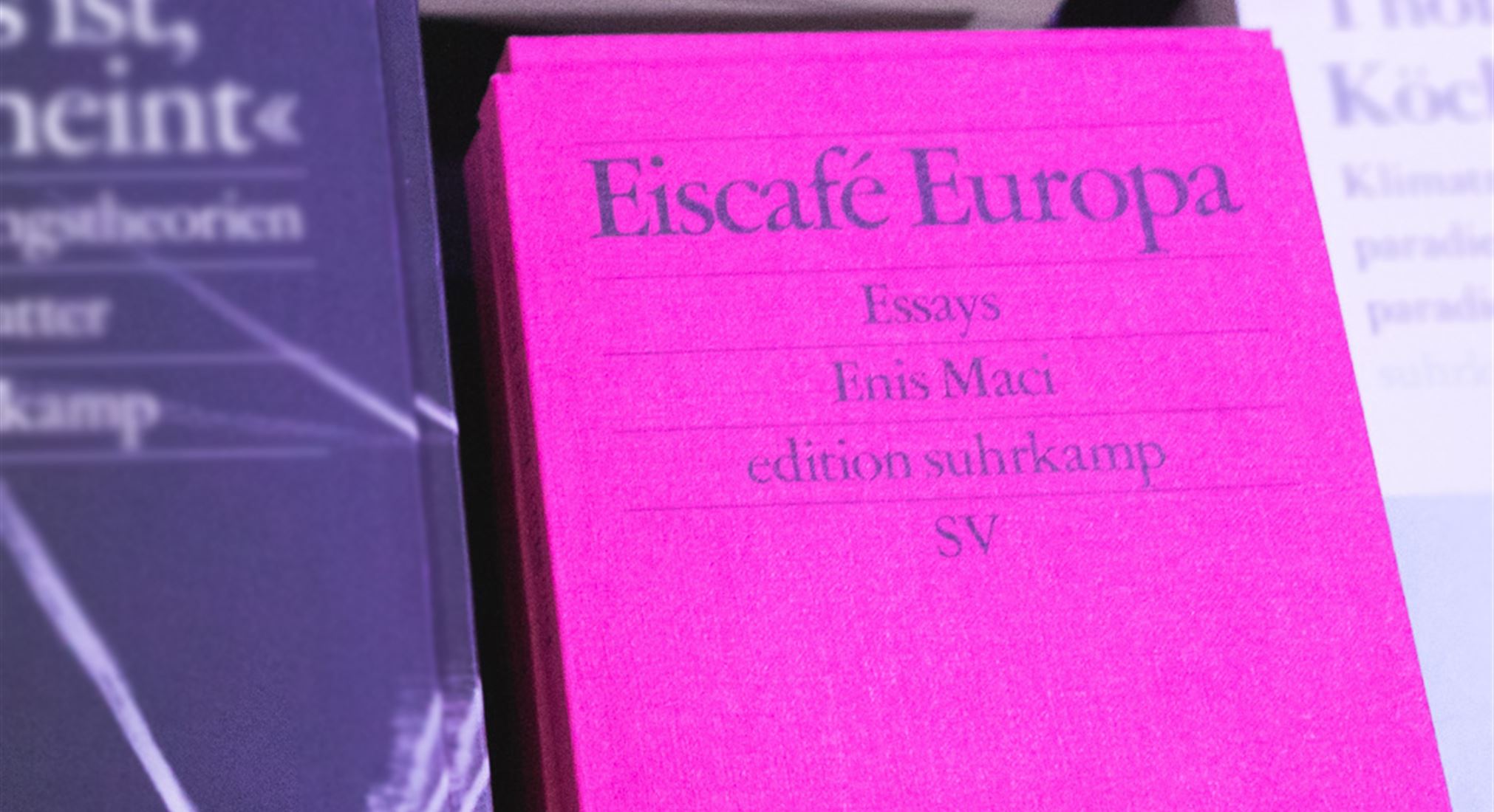 Enis Maci: EISCAFÉ EUROPA - ESSAYS am 23.2.2019 um 18:00 Uhr