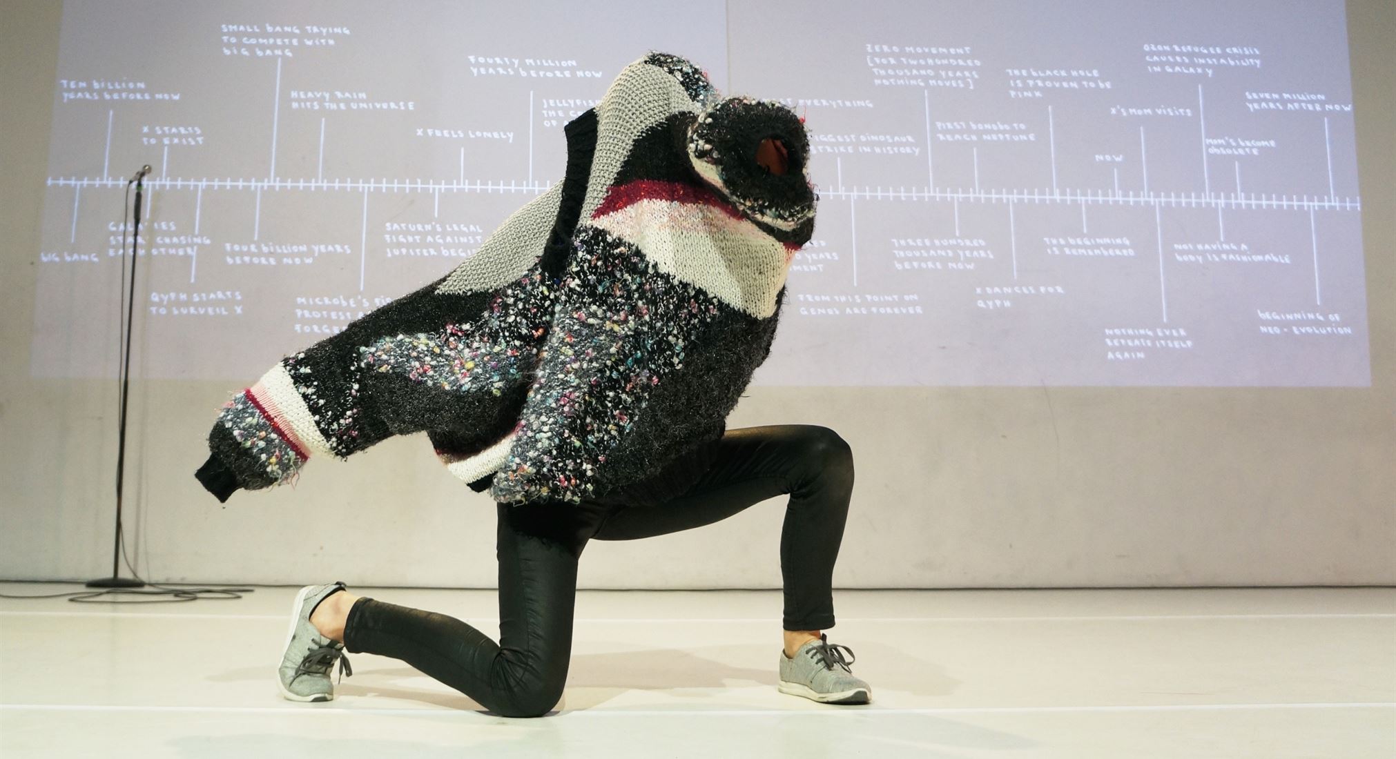 Karin Pauer: FIVE HUNDRED THOUSAND YEARS OF MOVEMENT am 15.4.2019 um 20:30 Uhr