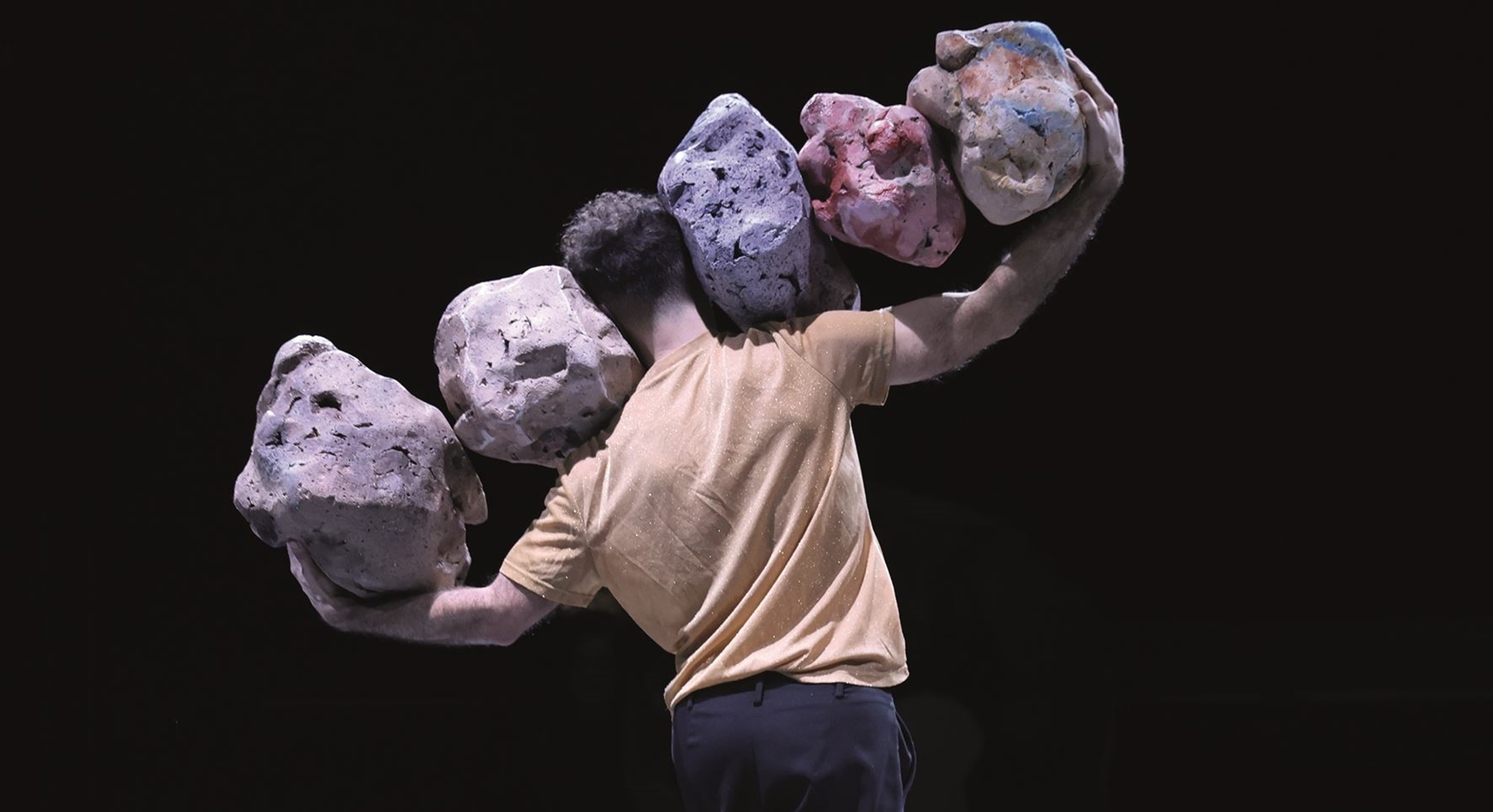 Alfredo Zinola: THINGS am Ende der Welt am 19.3.2025 um 10:00 Uhr