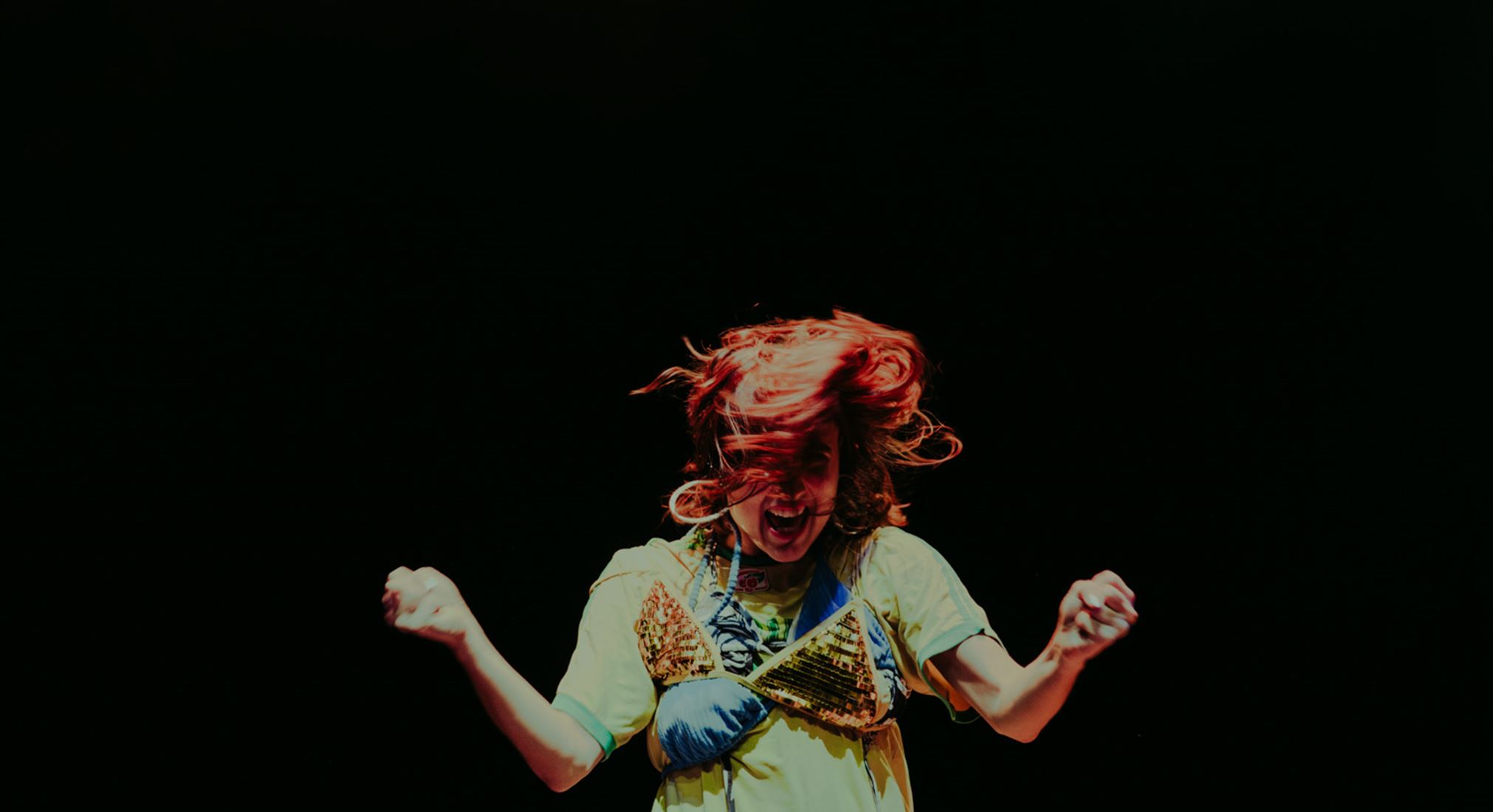 Helena Araújo: AND IT GETS BETTER am 21.11.2025 um 17:00 Uhr